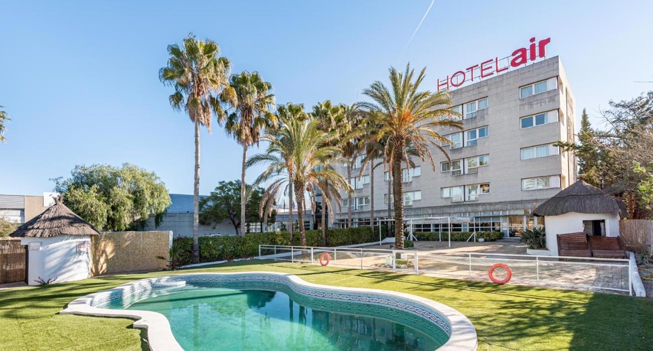 Hotel Air Penedes บิลาฟรังกา เดล เปเนเดส ภายนอก รูปภาพ