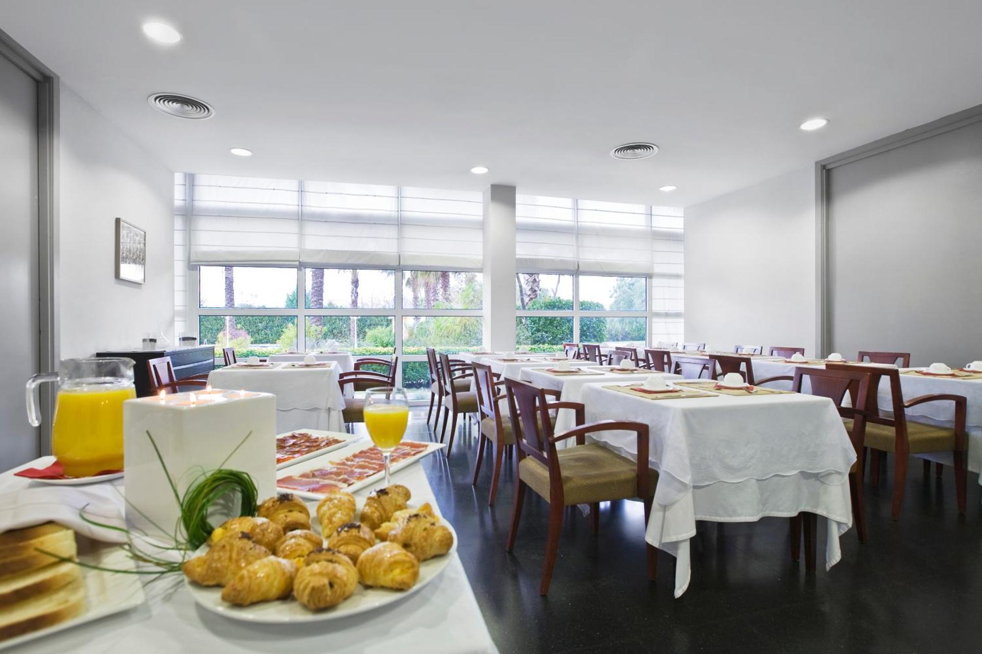 Hotel Air Penedes บิลาฟรังกา เดล เปเนเดส ร้านอาหาร รูปภาพ